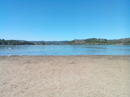 Plage du doul peyriac de mer